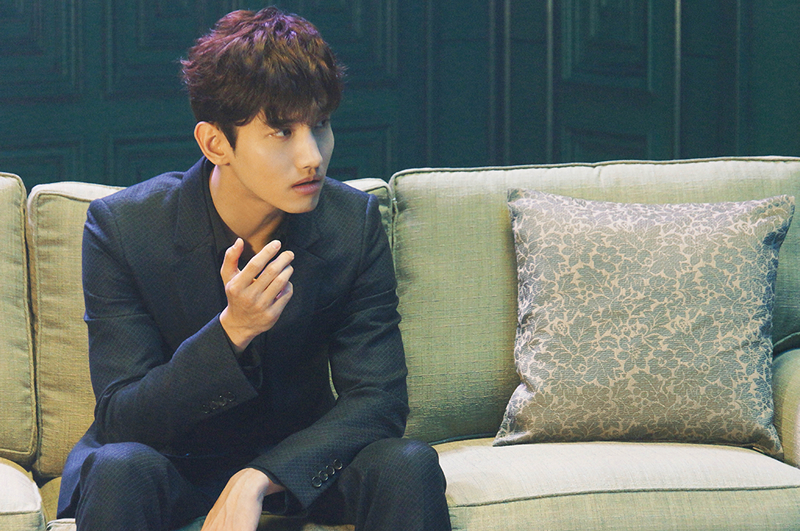 Changmin From 東方神起 ソロミニアルバム Close To You Special Site